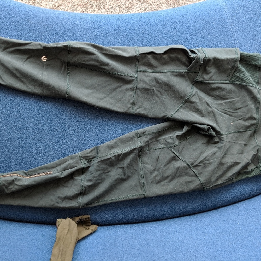 Lulu lemon womens cargo leggings